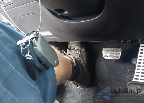 2025 Kia Sorento X-Line Sx Prestige from USA, damaged, VIN 5XYRKDJF5SG320570